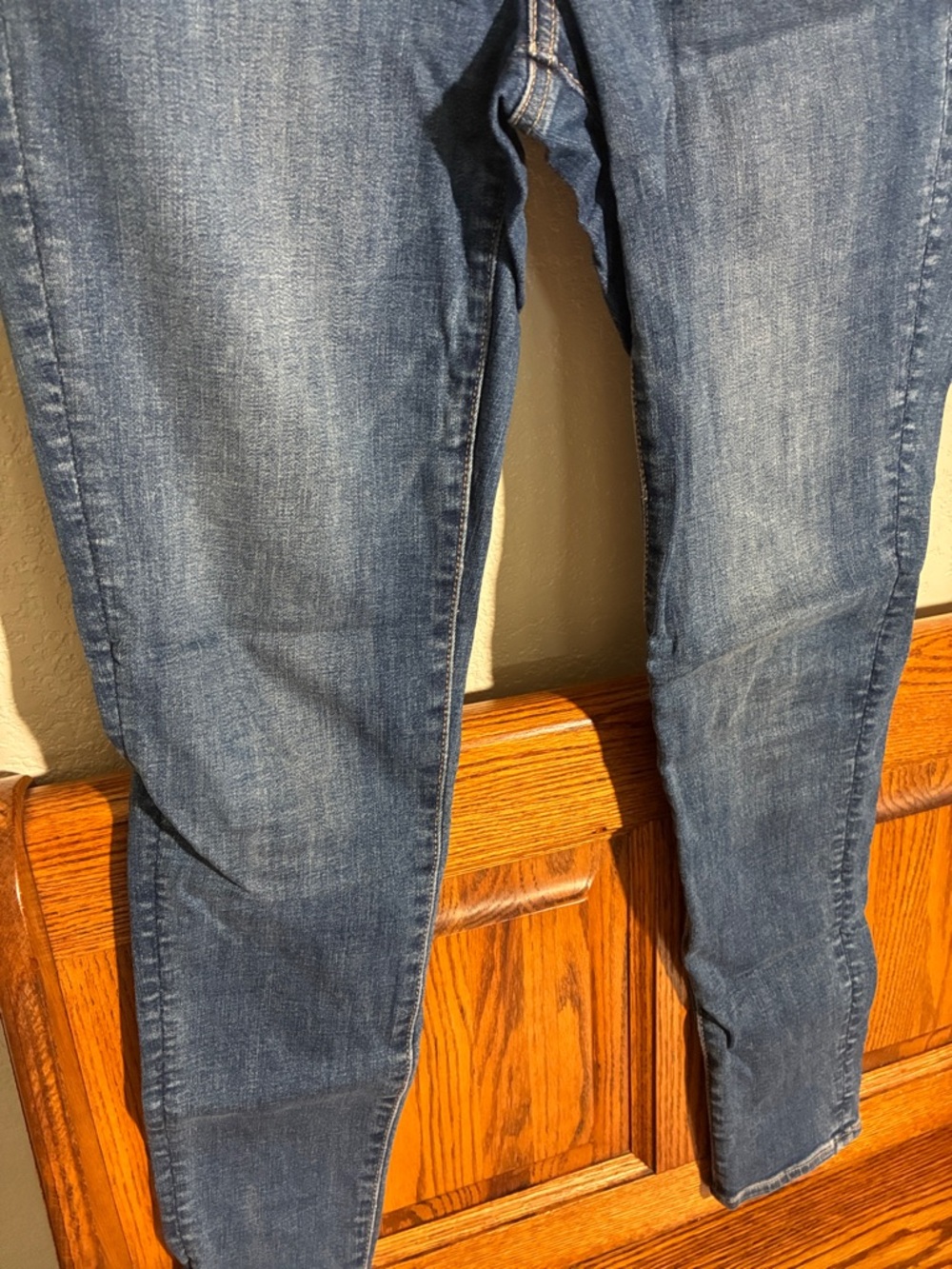 American Eagle Outfitters Skinny Jeans in Dark Blue - Picture 3 of 8
